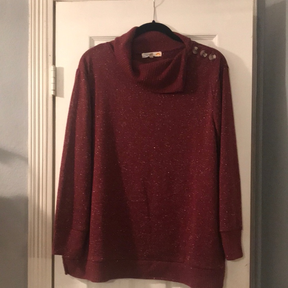 Sweater  Burgundy with silver flex  size L